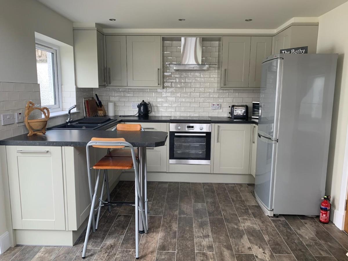 Newton Bothy Apartment Стърлинг Екстериор снимка